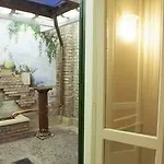 Domus Dea Róma