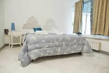 Domus Dea Rom