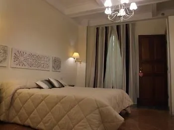 Domus Dea Bed & Breakfast