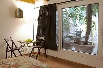 Domus Dea Bed and breakfast Roma
