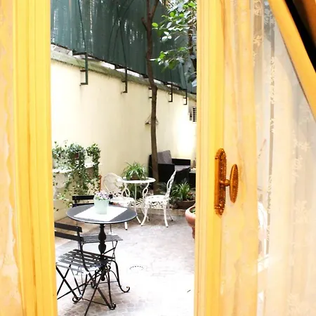 Domus Dea 3* Roma