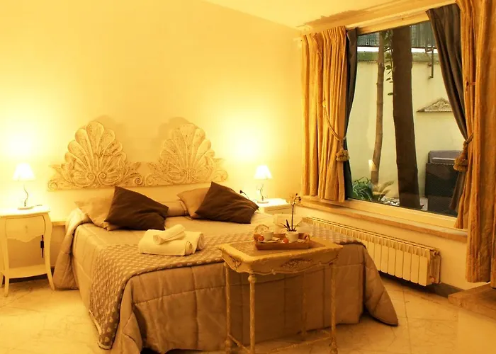 فندق مبيت وإفطار Domus Dea 3*