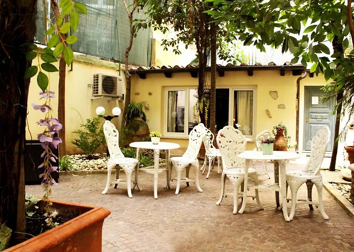 לינה וארוחת בוקר Domus Dea